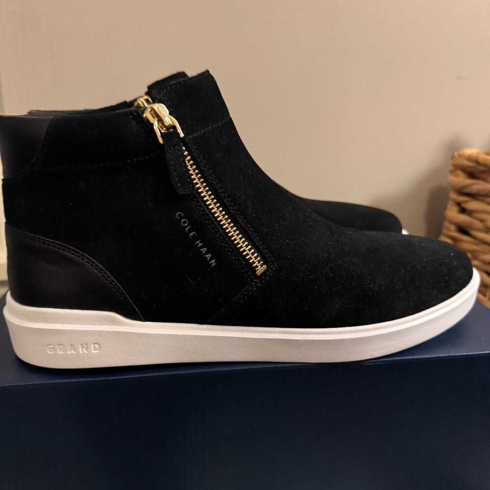 Cole Haan Women's Grand Crosscourt Black Side Zip Sneakers - Size 9.5